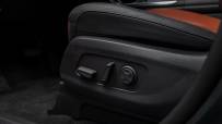 2022-Kia-Carnival-Minivan-36
