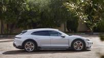 Porsche-Taycan-Cross-Turismo-10_a3_rgb