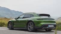Porsche-Taycan-Cross-Turismo-18_a3_rgb