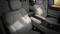 2022-Jeep-Wagoneer-45