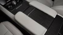 2022-Jeep-Wagoneer-46