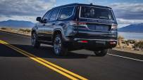 2022-Jeep-Grand-Wagoneer-10