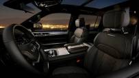 2022-Jeep-Grand-Wagoneer-60