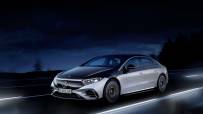 2022-Mercedes-Benz-EQS-25