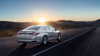 2022-Lexus-ES-45