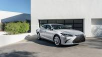 2022-Lexus-ES-48