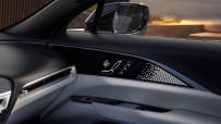 2022-Cadillac-Lyriq-9