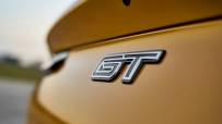 2021-Mustang-Mach-E-GT-03