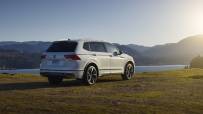 2022-Volkswagen-Tiguan-LWB-3