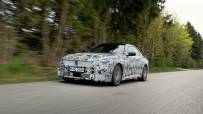 P90420650_highRes_the-all-new-bmw-2-se