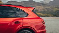 2022-Bentley-Bentayga-S-14