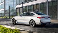 P90423606_highRes_the-bmw-i4-edrive40-