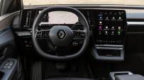 All-New-Renault-MEGANE-E-TECH-Electric---Iconic-Version---Midnight-Blue---Drive-tests-(6)