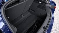 All-New-Renault-MEGANE-E-TECH-Electric---Iconic-Version---Midnight-Blue---Drive-tests-(8)