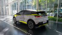 Renault-Megane-E-Tech-EV-06