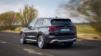 P90424692_highRes_the-new-bmw-x3-xdriv