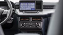 2022-Ford-Maverick-40