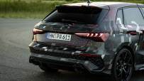 2022-Audi-RS-3-Sneak-Preview-018