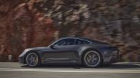2022-Porsche-911-GT3-Touring-03