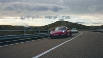 2022-Porsche-911-GTS-28