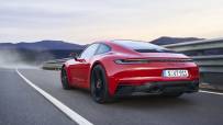 2022-Porsche-911-GTS-38