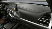 2022-BMW-iX3-40
