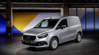 2022-Mercedes-Benz-Citan-32