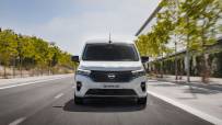2022-Nissan-Townstar-EV-van-dynamic-1