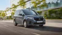 2022-Nissan-Townstar-petrol-van-dynamic-3