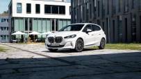 P90437734_highRes_the-all-new-bmw-223i