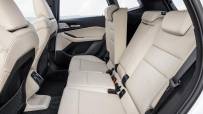 P90437776_highRes_the-all-new-bmw-223i