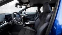 P90437793_highRes_the-all-new-bmw-230e