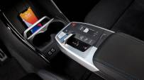 P90437795_highRes_the-all-new-bmw-230e