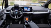 P90451490_highRes_bmw-223i-active-tour