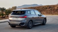 P90451543_highRes_bmw-230e-xdrive-acti