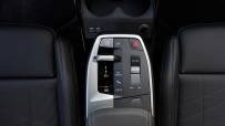 P90451641_highRes_bmw-230e-xdrive-acti
