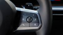 P90451644_highRes_bmw-230e-xdrive-acti