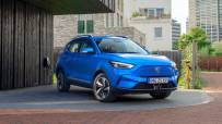 MG-ZS-EV-parked-side-shot