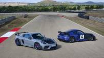 2022-Porsche-718-Cayman-GT4-RS-12