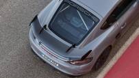 2022-Porsche-718-Cayman-GT4-RS-5