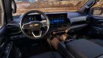 2024-Chevrolet-Silverado-EV-33