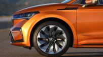 86_ENYAQ_COUPE_iV_Phoenix_Orange
