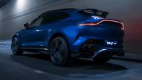 2023-Aston-Martin-DBX707-2-zoom