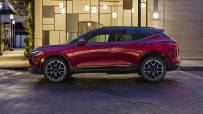 2023-Chevrolet-Blazer-2