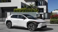 2023-Toyota-bZ4X-260