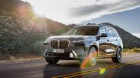 2023-BMW-X7-14