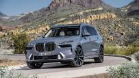 2023-BMW-X7-69