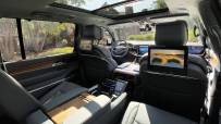 2023-Jeep-Wagoneer-L-Grand-Wagoneer-L-186