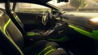 2022-Lamborghini-Huracan-Tecnica-00008 (1)