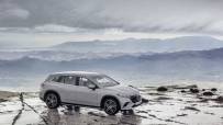2023-Mercedes-Benz-EQS-SUV-0020